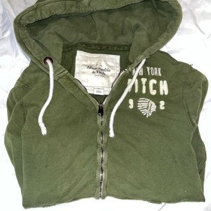 Small Abercrombie & Fitch Sweater